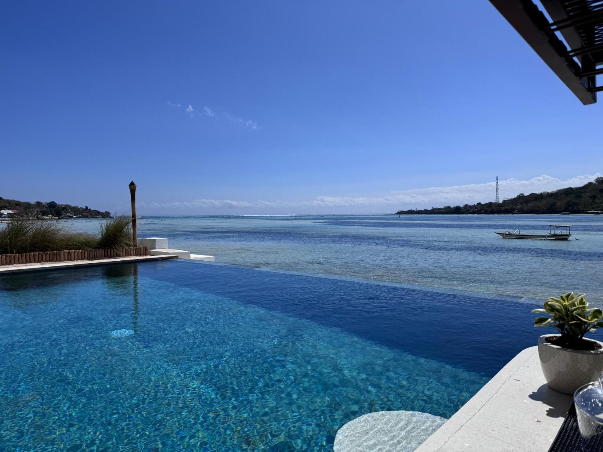 Segara Seaside Resort Lembongan Buitenkant foto